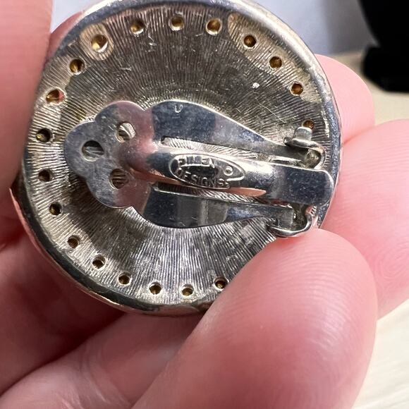 ELLEN DESIGNS Black Enamel & Rhinestone Clip-on Earrings Vintage - Picture 3 of 4